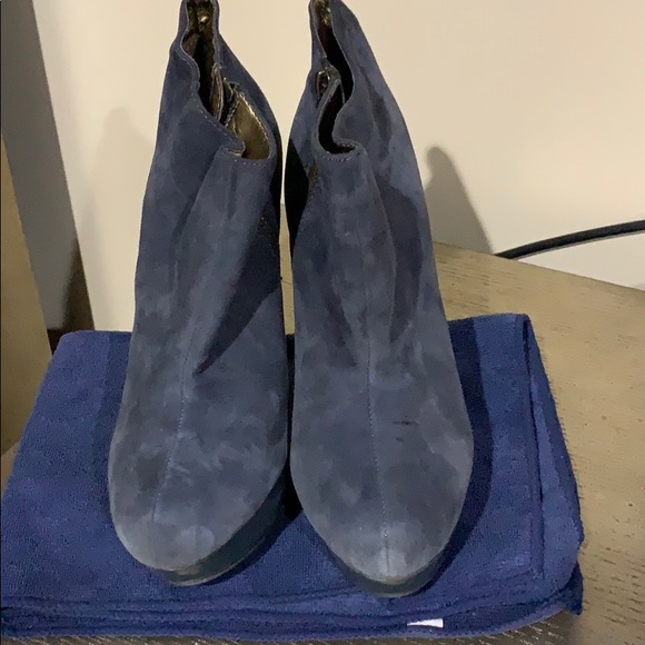 Booties - Picture 3 of 4